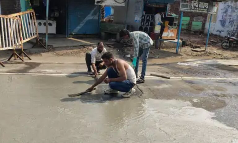 Khilchipur Road Deteriorates