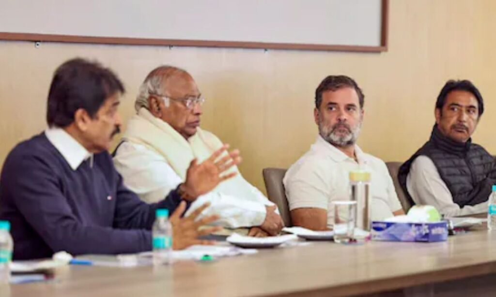 MP Congress Delhi Meeting