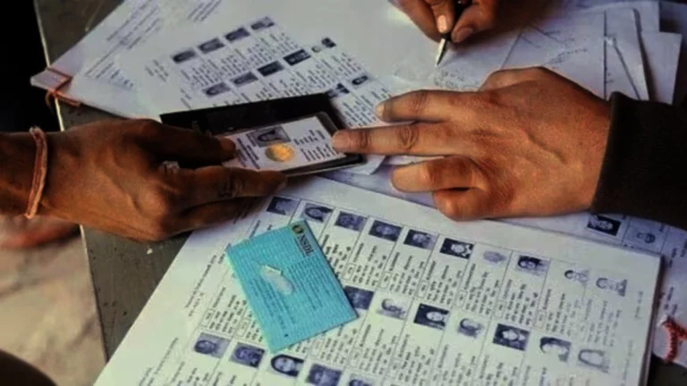 Bhopal EC Update: SIR प्रक्रिया में फॉर्म-7 के गलत इस्तेमाल पर इलेक्शन कमीशन सख्त, कार्रवाई के निर्देश